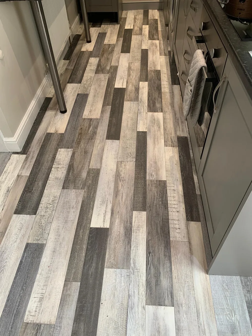 Multi-tone wood-effect vinyl in a kitchen